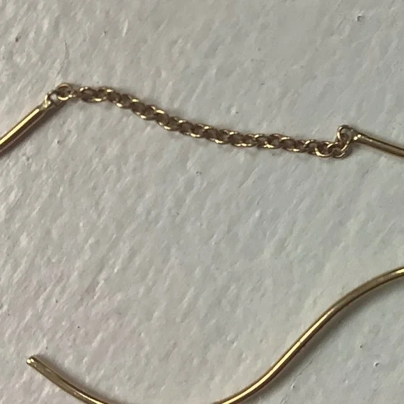 14K Gold Curve Threader Earrings